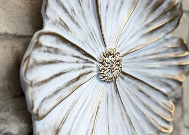 Artistic floral wall decor at Sker Hair Salon in Cape Town, Western Cape, ZA enhancing ambiance.