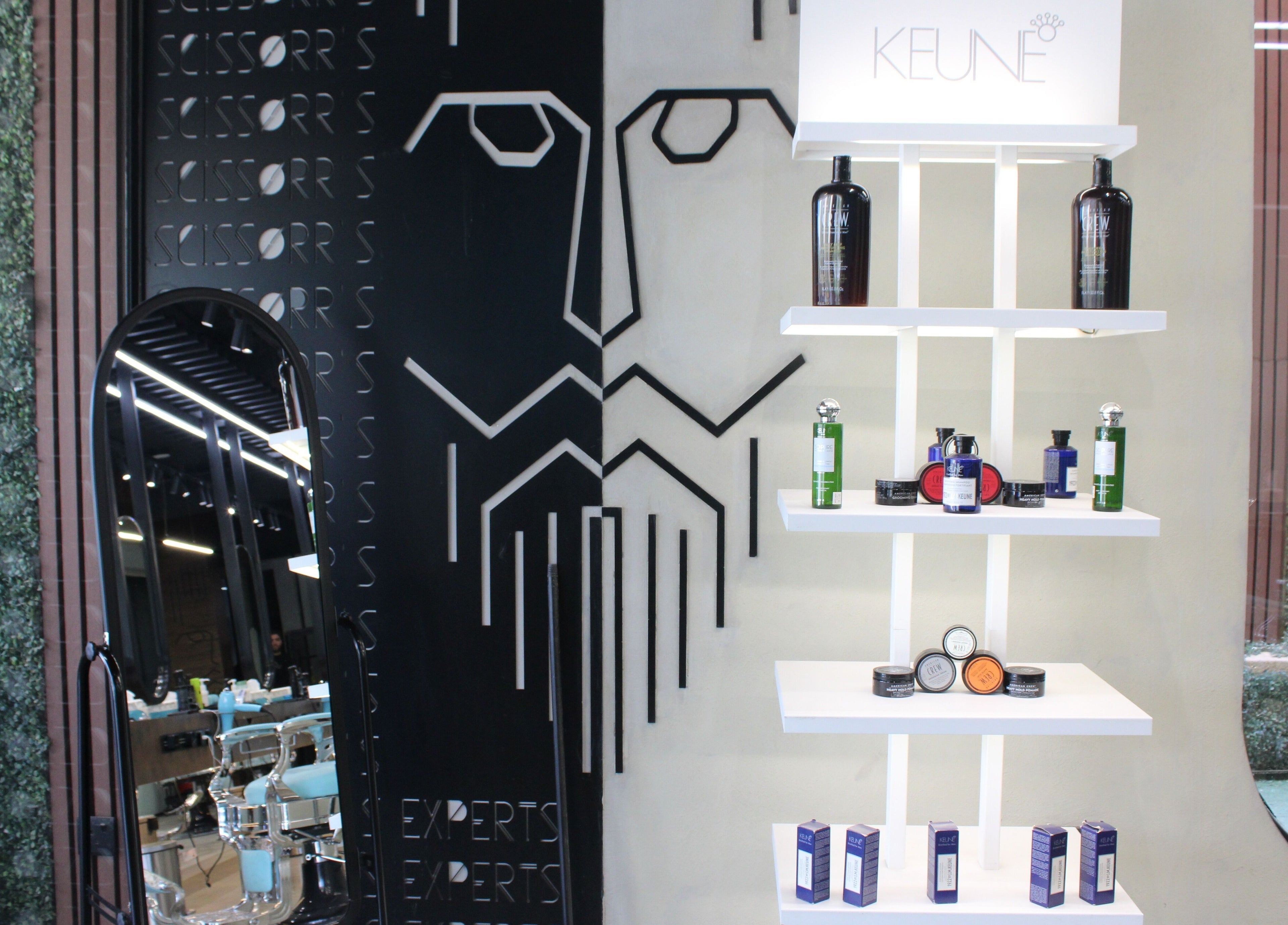Elegant product shelves at Scissor's Experts Salon, الرياض, منطقة الرياض, SA showcasing premium haircare.