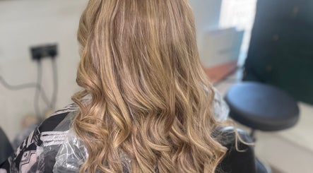 Hair by Hannah imagine 3