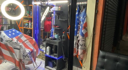 Ale$ Barber Club image 2