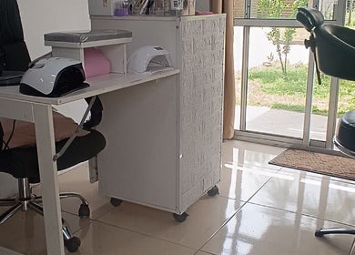 Espacio acogedor en Salón Estético Lula, San Carlos, Departamento De Maldonado, UY, equipado con herramientas modernas.