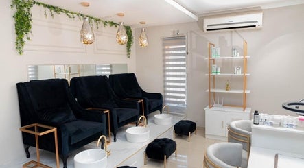 Brows & Beauty by LalaG