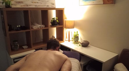 Magic Massage Man