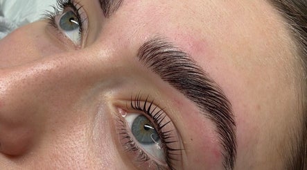 El-evationcosmetics image 3