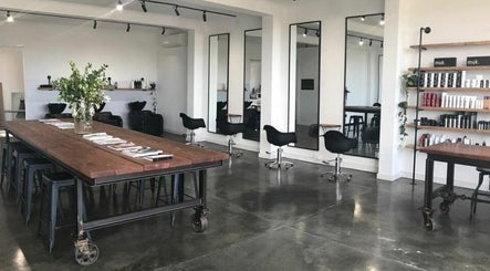 HQ Salon and Beauty