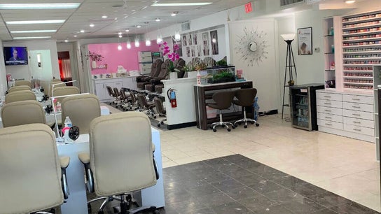 RAFFINE NAIL SPA