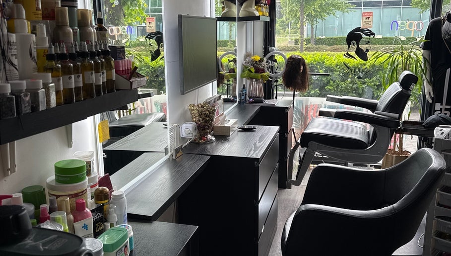 صورة The best beauty salon & Shopping centre 1