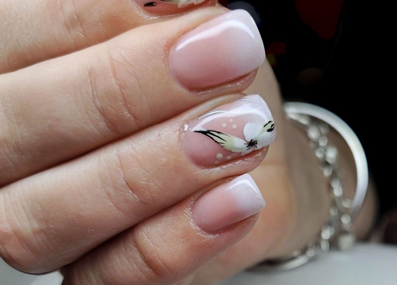 Декорация на нокти с цветен мотив в Сави Найлс Еоод, Враца, Враца, BG.