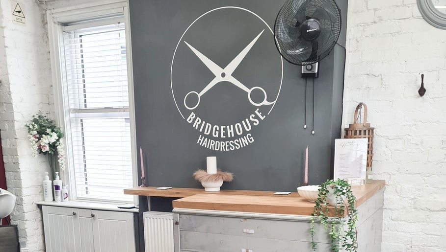 Dans Hairdressing at Bridge House image 1