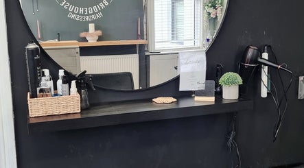 Dans Hairdressing at Bridge House image 3