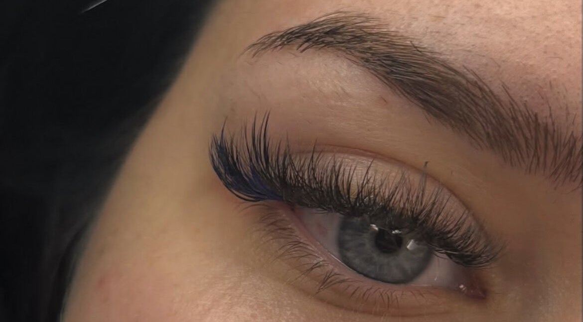 Close-up of stunning eyelash extensions by Paulinalashes in Perth, Scotland, GB.