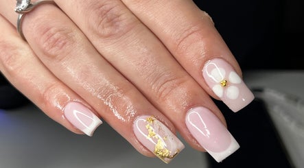 Nailslb7 image 2