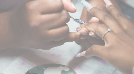 The Virtual Nail Studio image 2