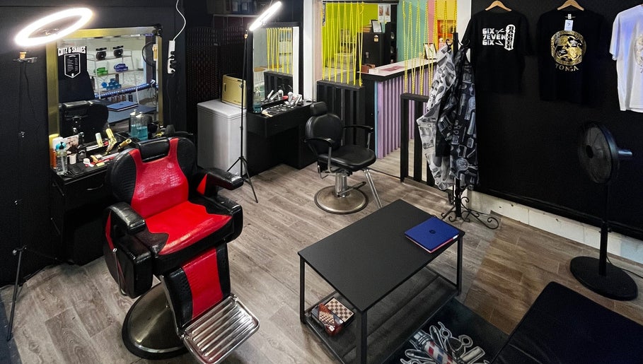 6ix7even6ix Barber image 1