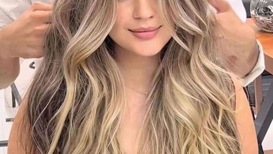 Blond İstanbul image 1