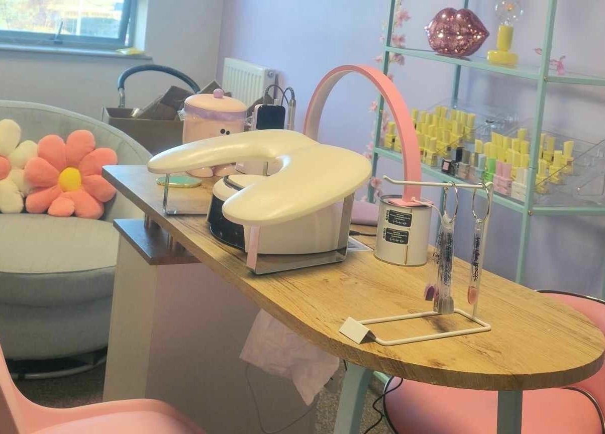 Nail station at LM Elixirs & Nails with pastel decor in Newhaven, England, GB.