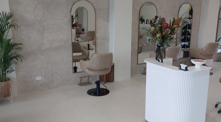 C&R Hair Collective, bilde 2