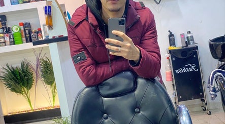 Legend Barber image 3