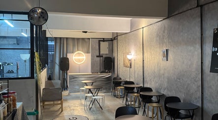 Imagen 3 de Brew&Groom (Barber & Coffee Gombak)