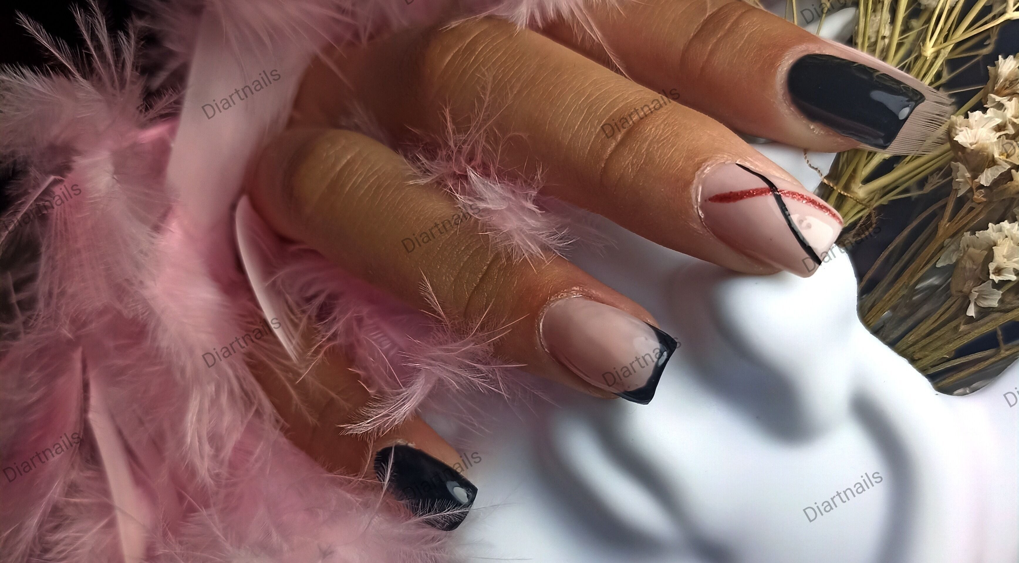 Unhas decoradas com design sofisticado em Diartnailsstudio, Vila Nova De Gaia, Porto, PT.