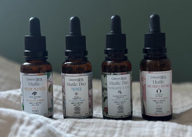 Huiles bio chez Hello Skin, Saint-Marcellin-en-Forez, Auvergne-Rhône-Alpes, FR.