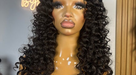Qshairs/styledbysugar image 2