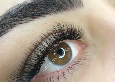 Extensiones de pestañas en Beauty Studio ~ Lash Nails, Madrid, Comunidad De Madrid, ES.