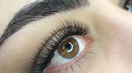 Extensiones de pestañas en Beauty Studio ~ Lash Nails, Madrid, Comunidad De Madrid, ES.
