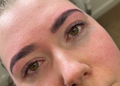 Close-up of expertly shaped brows at Neve Amelia Beauty, Daventry, England, GB.