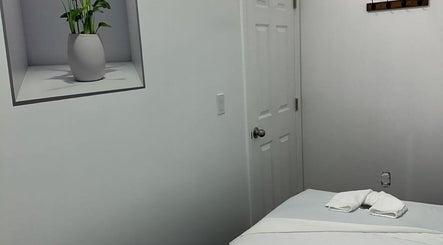 Island Breeze Massage LLC image 3