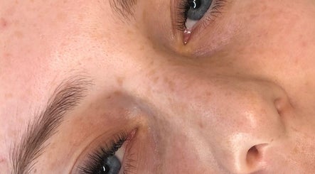 Yes Darling Lashes image 2
