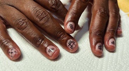 Mari Nail Bar 44 image 2