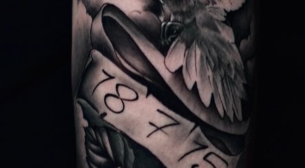 Immagine 2, Stone Tattoo