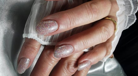 Image de Paint & Glow Nails 2