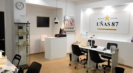 Centro De Belleza Uñas 87
