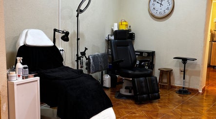 Studio Soma Torreviejan rauhallinen kauneushoitola Torreviejassa, Comunidad Valenciana, ES.