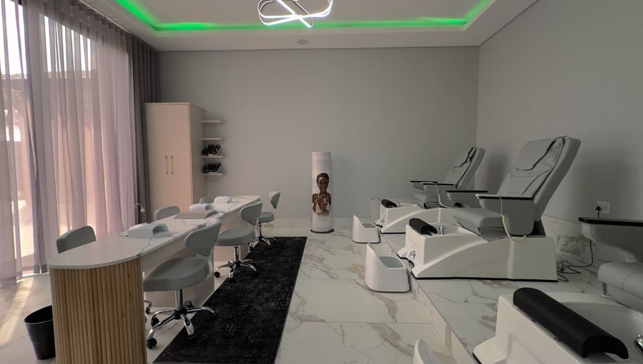 Coconut Spa & Wellness image 1