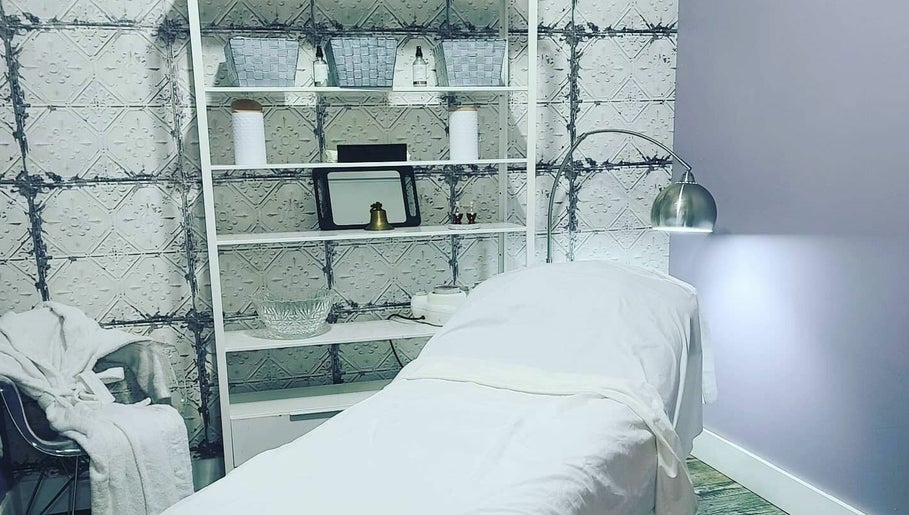 Εικόνα Enrapt Boutique and Spa 1