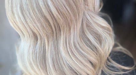 Seventeen shades