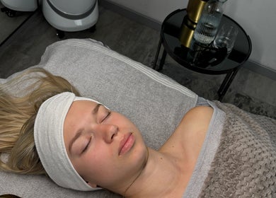 Uklidňující péče ve Beauty Identity DH, Hlavní Město Praha, Hlavní Město Praha, CZ.