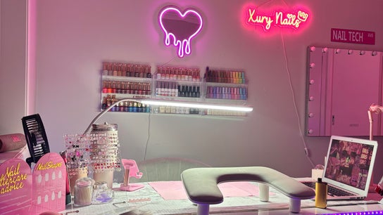 Xury Nails