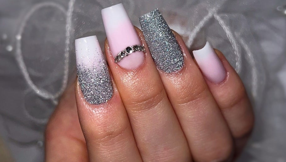 Rossé Nails image 1