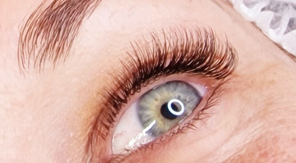 Extension de cils à Cil Par Cil, Tassin-la-demi-lune, Auvergne-rhône-alpes, FR. Magnifique finition.