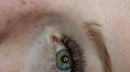 Lash & Beauty