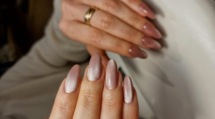 Kyssa Nails Permanent