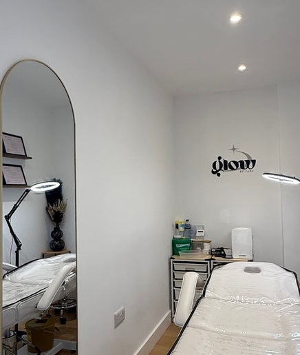 Glow By Jade Aesthetics, bilde 2