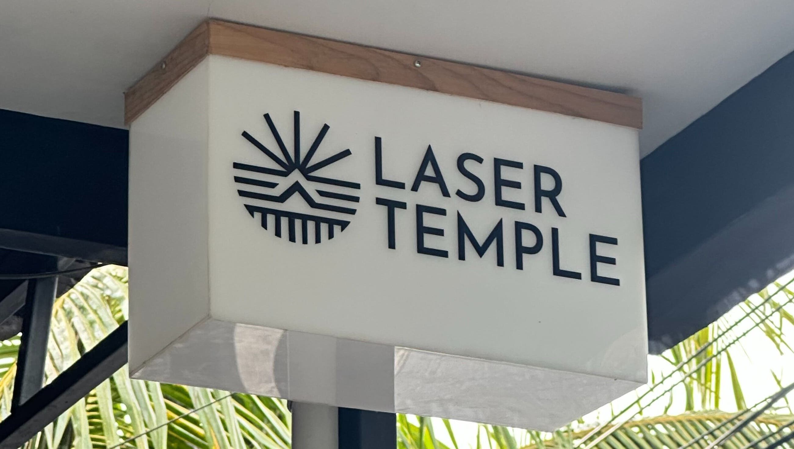 Cartel de LASER TEMPLE ULUWATU en Bali, Bali, ID, destacando su moderna estética.