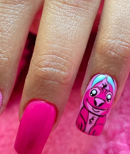 Magenta Profesional Nails image 2