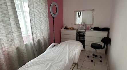 Beauty Specialist Diana Maria