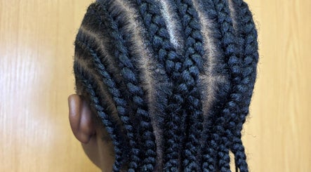 Hair. Crown.Co image 2